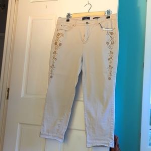 Charter Club Capri Jeans Embroidery on sides
